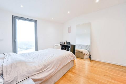 2 bedroom flat for sale, Great West Quarter, Brentford, TW8