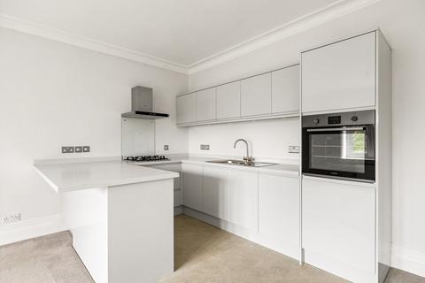 2 bedroom apartment to rent, Grimston Gardens, Folkestone, CT20