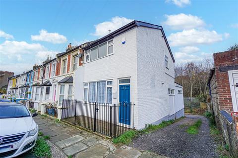 3 bedroom end of terrace house for sale, St. Marys Road, Hastings