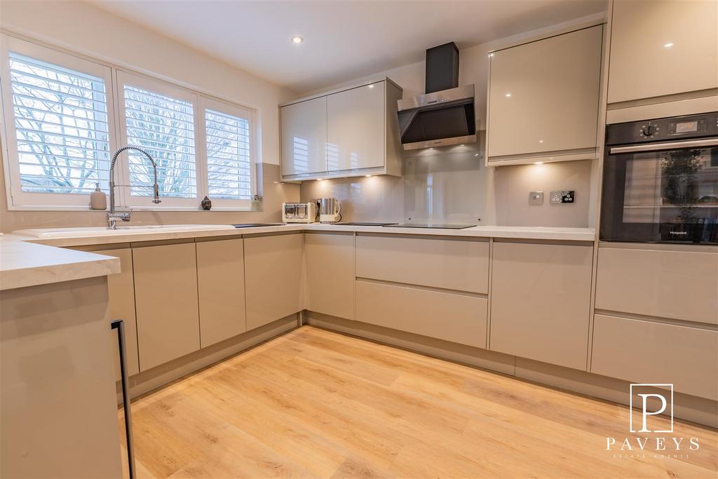 Kitchen diner