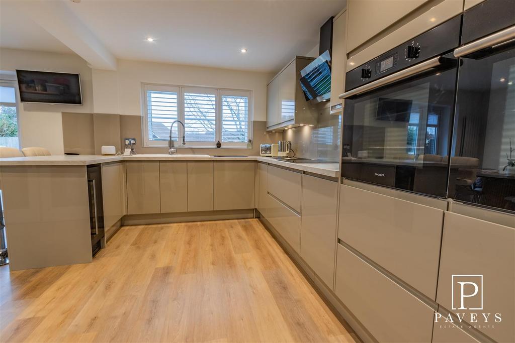 Kitchen diner
