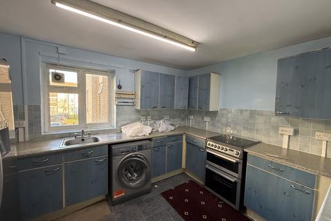 2 bedroom apartment to rent, Convent Way, SOUTHALL UB2