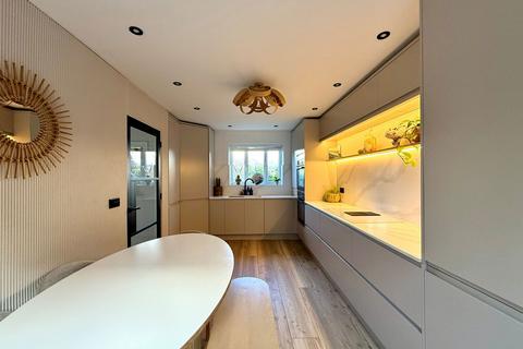 4 bedroom detached house for sale, Rosva Morgowr,Falmouth,TR11 5GS