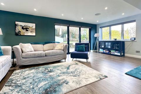 4 bedroom detached house for sale, Whitewood Road, Berkhamsted HP4