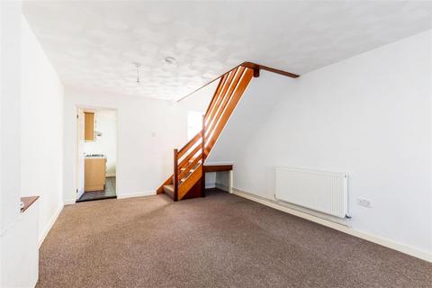 2 bedroom terraced house to rent, WORSLEY STREET, SOUTHSEA, PO4 9PR
