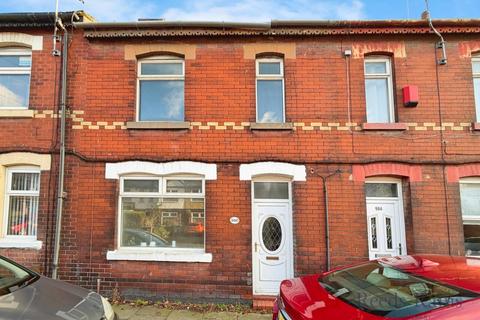 2 bedroom terraced house to rent, Leek Road, Staffordshire ST1