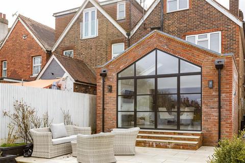 4 bedroom semi-detached house for sale, High Street, Nutfield