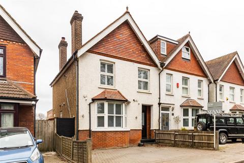 4 bedroom semi-detached house for sale, High Street, Nutfield