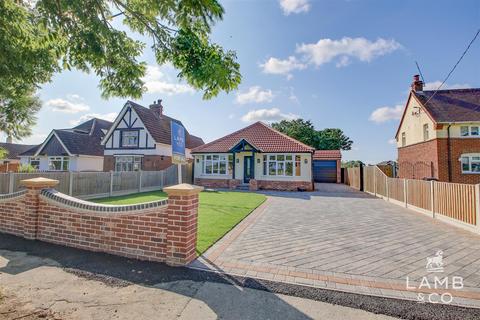 3 bedroom detached bungalow for sale, Harwich Road, Little Clacton CO16