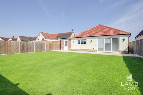3 bedroom detached bungalow for sale, Harwich Road, Little Clacton CO16
