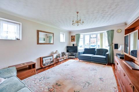 undefined, Sandalwood Avenue, Chertsey, KT16