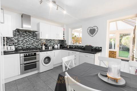 2 bedroom terraced house for sale, Parkhurst Grove, Horley RH6