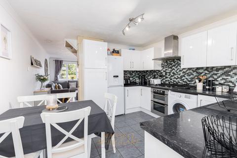 2 bedroom terraced house for sale, Parkhurst Grove, Horley RH6