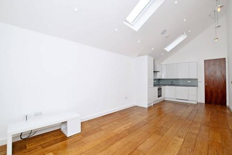 2 bedroom flat for sale, Mile End Road, Stepney, London, E1