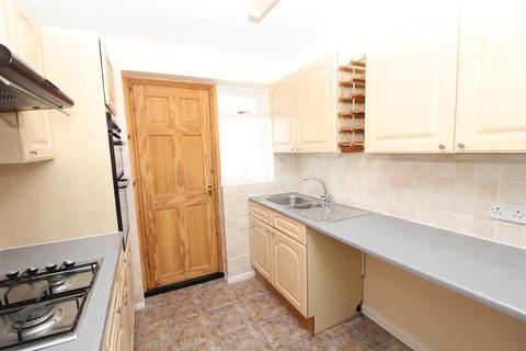 3 bedroom semi-detached house to rent, Glebe Road, Deanshanger, Milton Keynes, MK19 6LY
