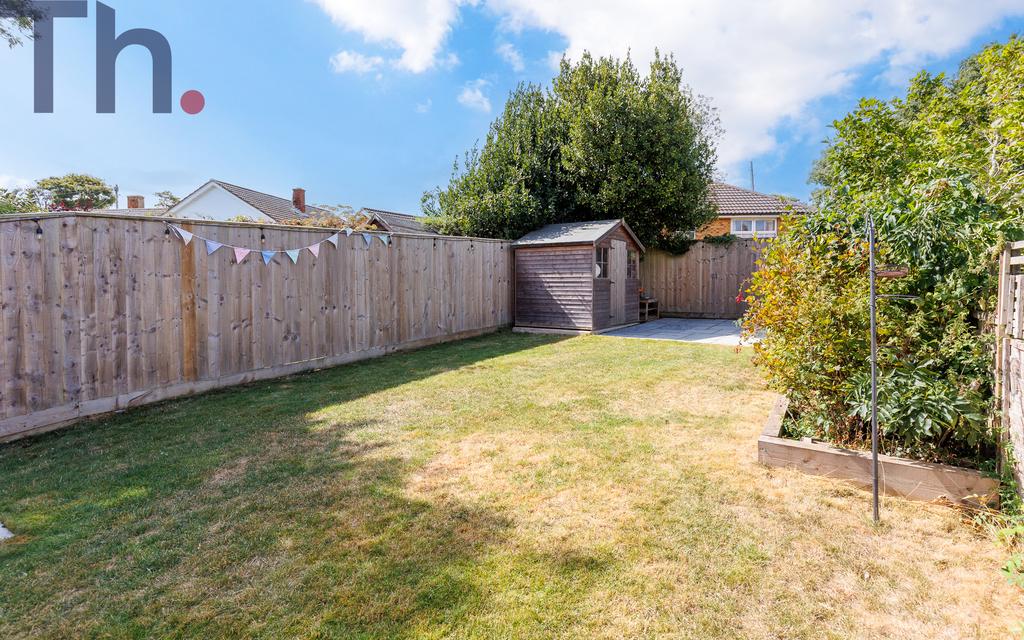Lawned Rear Garden