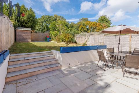 3 bedroom semi-detached house for sale, Cowes PO31