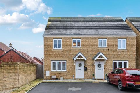undefined, Rapide Crescent,  Witney,  OX29