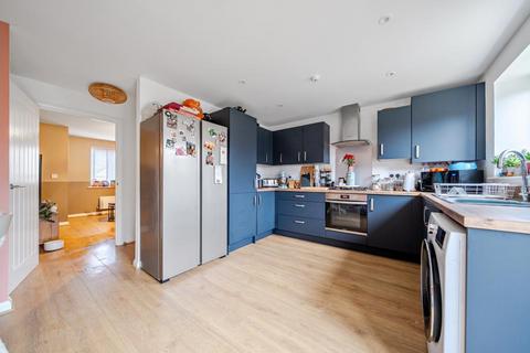 undefined, Rapide Crescent,  Witney,  OX29