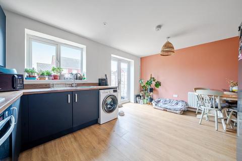 undefined, Rapide Crescent,  Witney,  OX29