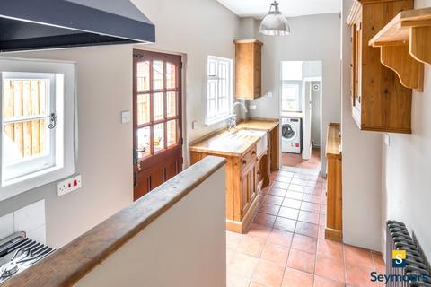 undefined, Springfield Road, Surrey GU1