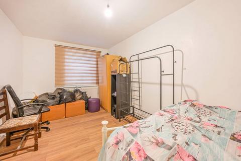 1 bedroom flat to rent, Edmeston Close, Hackney, London, E9