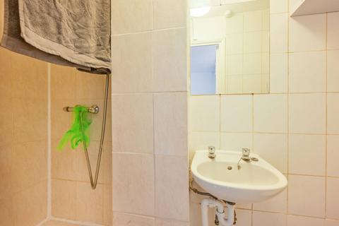 1 bedroom flat to rent, Edmeston Close, Hackney, London, E9