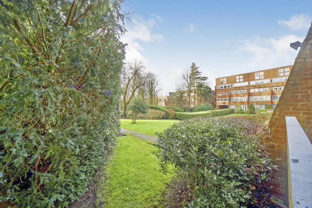 Communal gardens