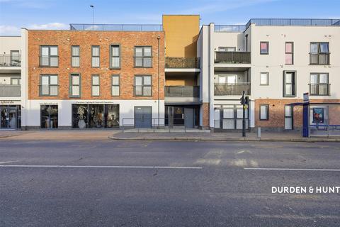 2 bedroom apartment for sale, London Road, Leigh-On-Sea SS9