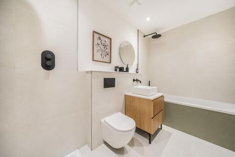 2 bedroom flat for sale, Elm Grove, LONDON SW19