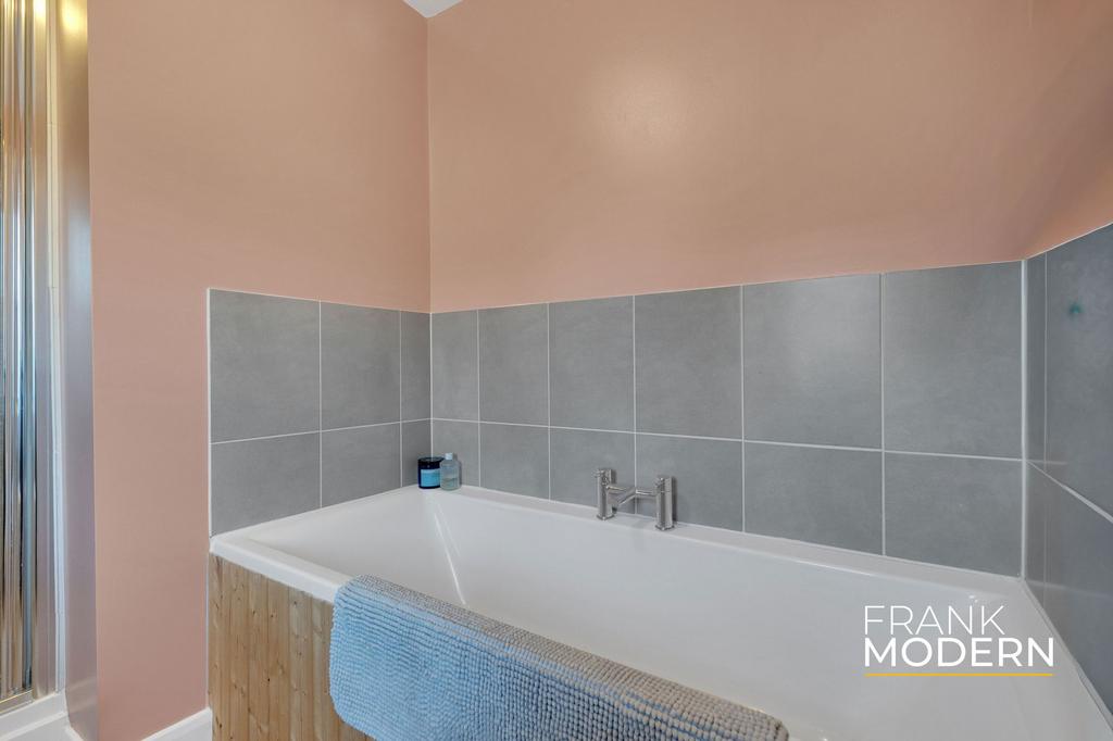 Bedroom One En-Suite