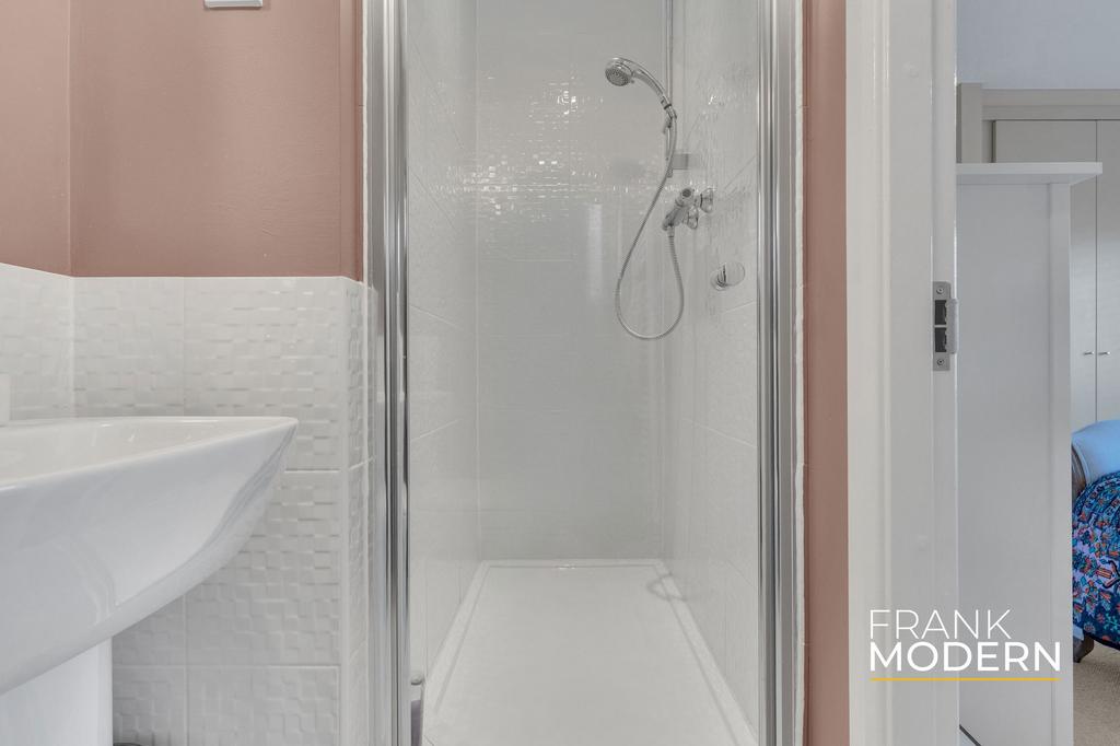 Bedroom Two En-Suite