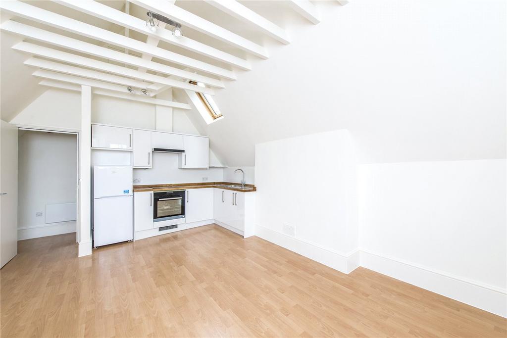 Reception/Kitchen