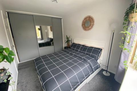 1 bedroom flat for sale, Suffolk Close, Cippenham SL1