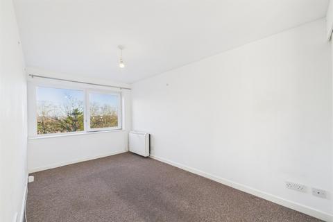 1 bedroom flat to rent, South Norwood Hill, London, SE25