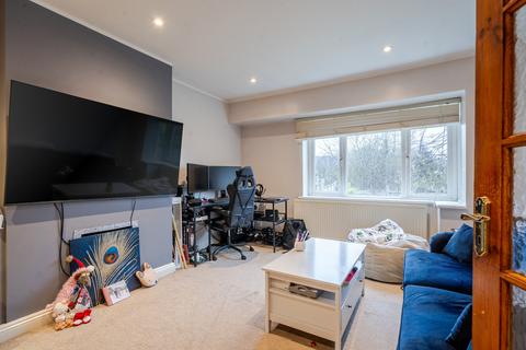 3 bedroom bungalow for sale, Boundary Road, Loudwater, High Wycombe