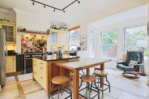 undefined, Newland Park, Hull,  HU5 2DW