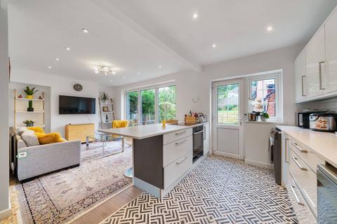 undefined, Curling Vale, Guildford, GU2