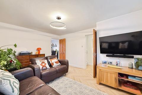 3 bedroom semi-detached house for sale, Heol Y Waun, Pontlliw, Swansea, West Glamorgan, SA4