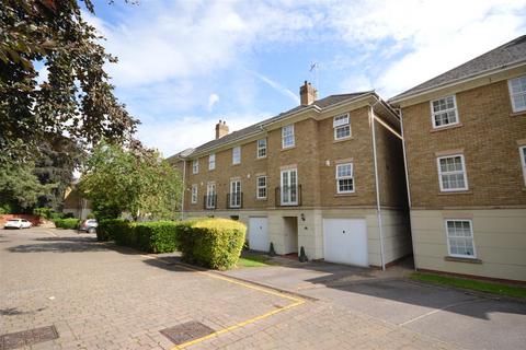 Scholars Court, Northampton, NN1