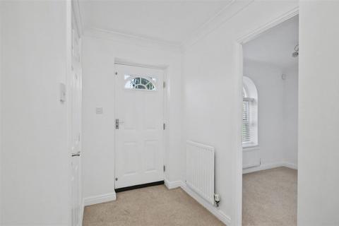 4 bedroom terraced house to rent, Scholars Court, Northampton, NN1