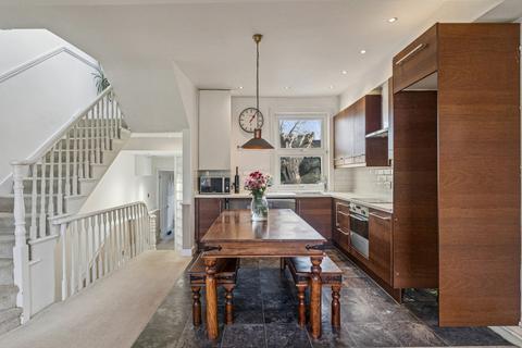 3 bedroom flat for sale, Lowden Road, London, SE24