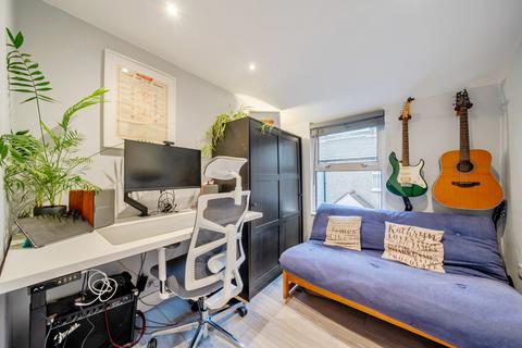 2 bedroom house for sale, Norfolk Road, Colliers Wood, London, SW19