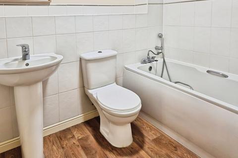 2 bedroom flat to rent, Phillip Court, ,