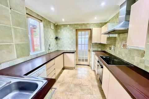 3 bedroom semi-detached house to rent, Kings Road, New Haw, Addlestone, Surrey, KT15