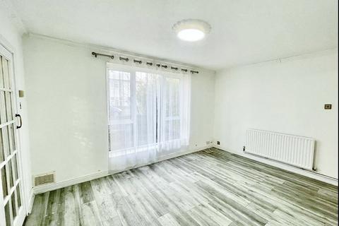 3 bedroom semi-detached house to rent, Kings Road, New Haw, Addlestone, Surrey, KT15