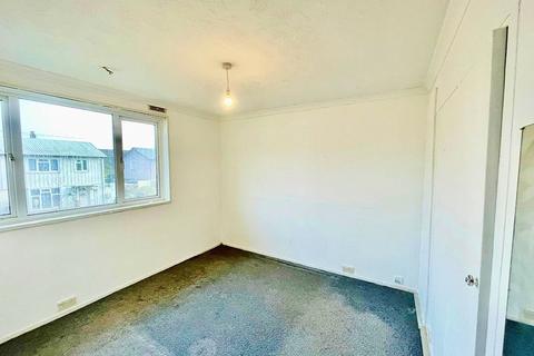 3 bedroom semi-detached house to rent, Kings Road, New Haw, Addlestone, Surrey, KT15