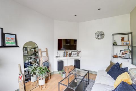 2 bedroom terraced house for sale, Bede Ling, West Bridgford NG2
