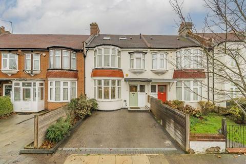 undefined, Holdenhurst Avenue, London N12