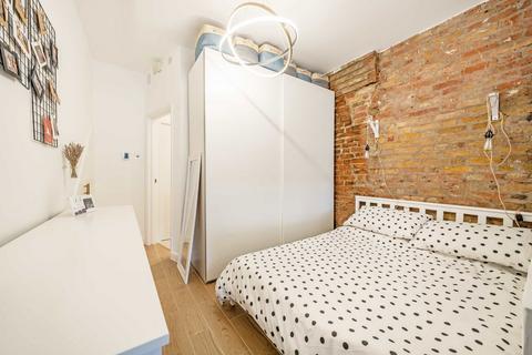 1 bedroom flat to rent, Station Terrace, London NW10